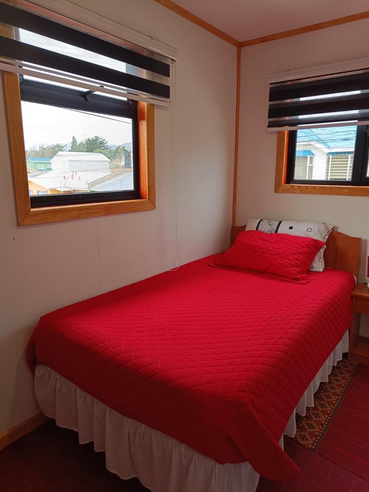 Hostal B&B Coastal Natales 纳塔列斯港 外观 照片