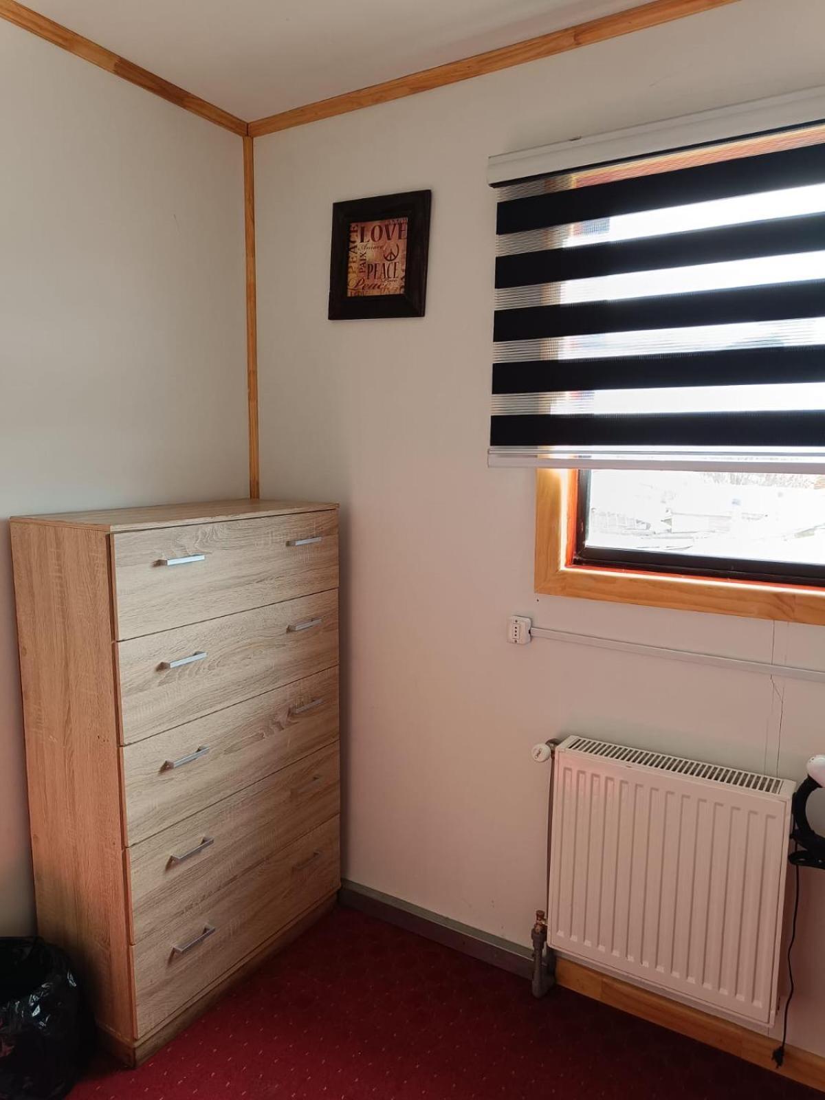 Hostal B&B Coastal Natales 纳塔列斯港 外观 照片